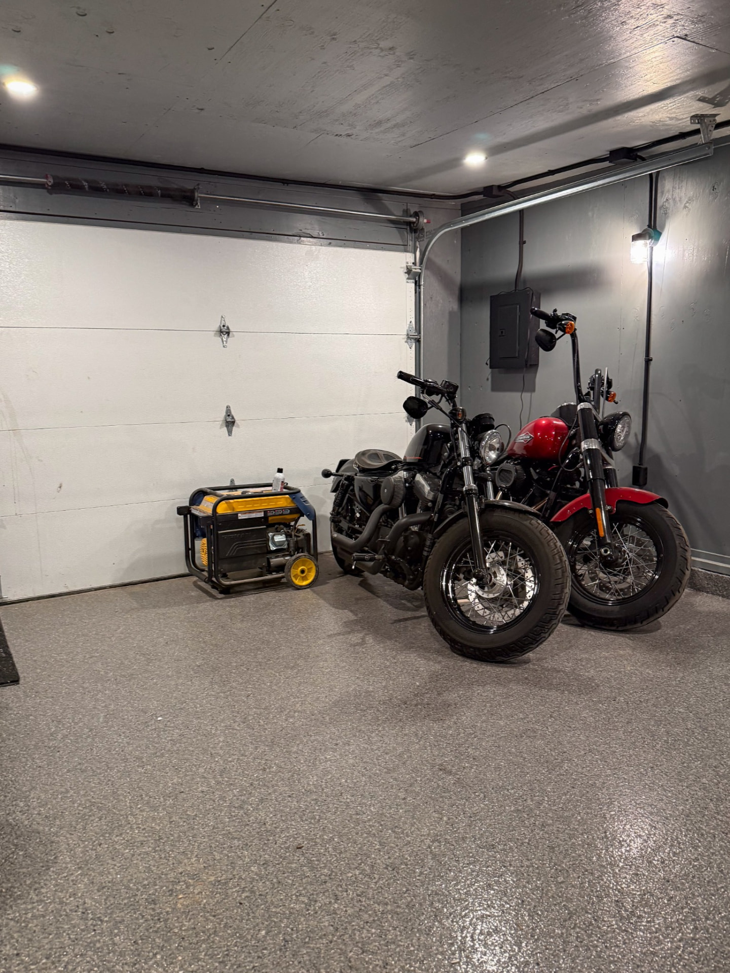 Garage floor and interior finish — Boronka Carpentry Plus