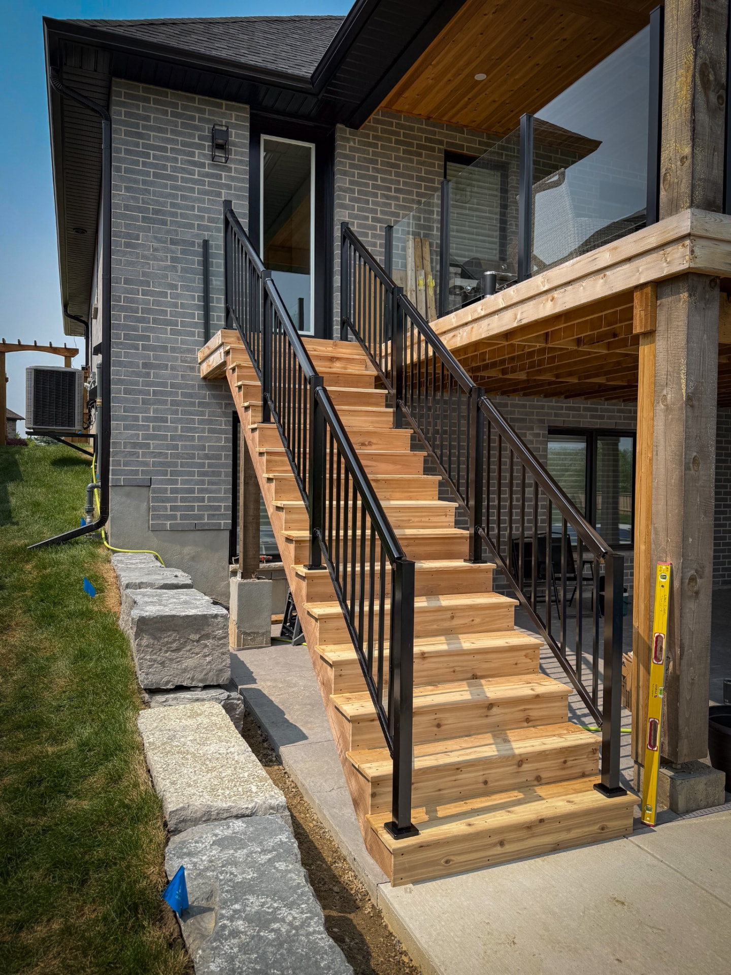 Deck stairs and railing — Boronka Carpentry Plus
